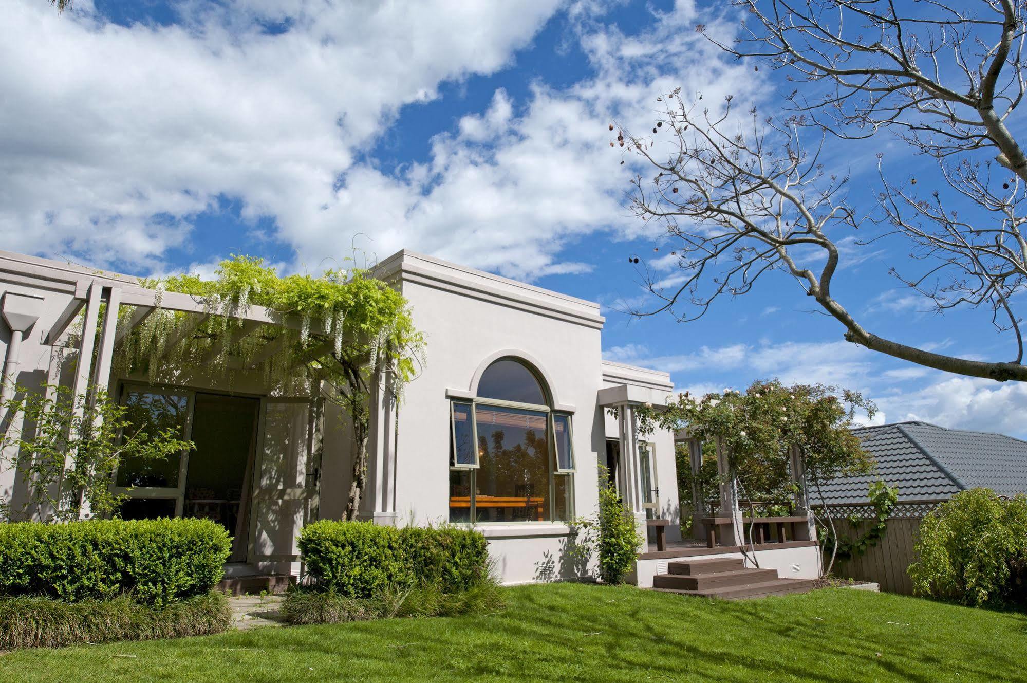 Home In Bethlehem Tauranga Exterior photo